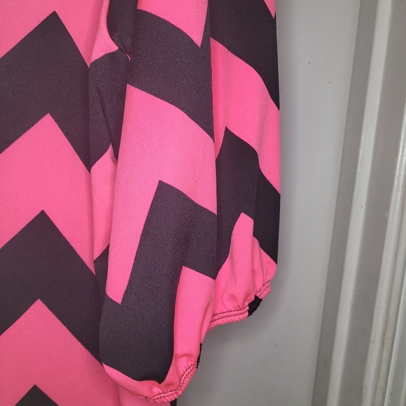 Star Vixen blouse - Picture 3 of 4